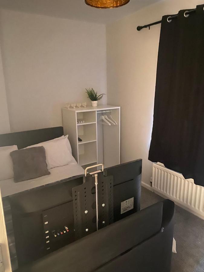Convenient Room Belfast Exterior photo